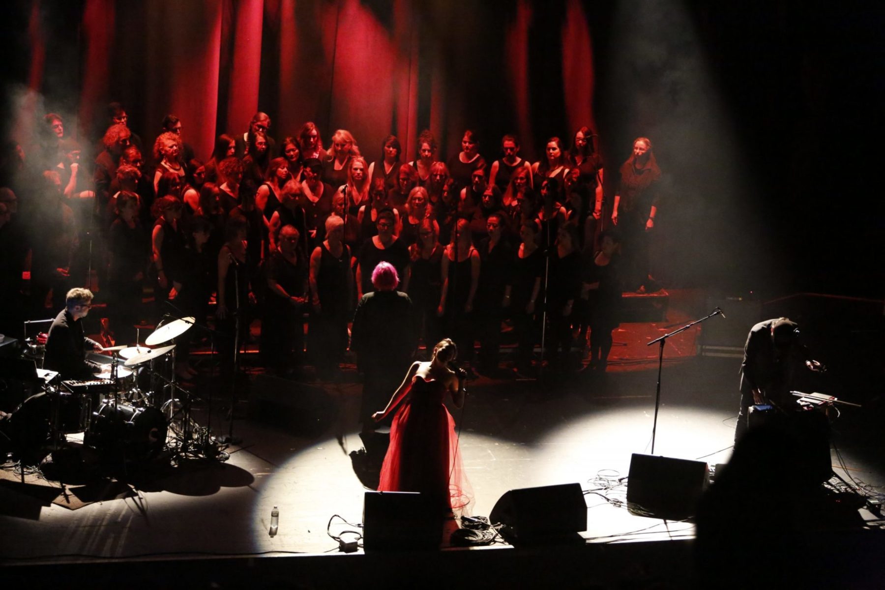 Tanya Tagaq & the Element Choir