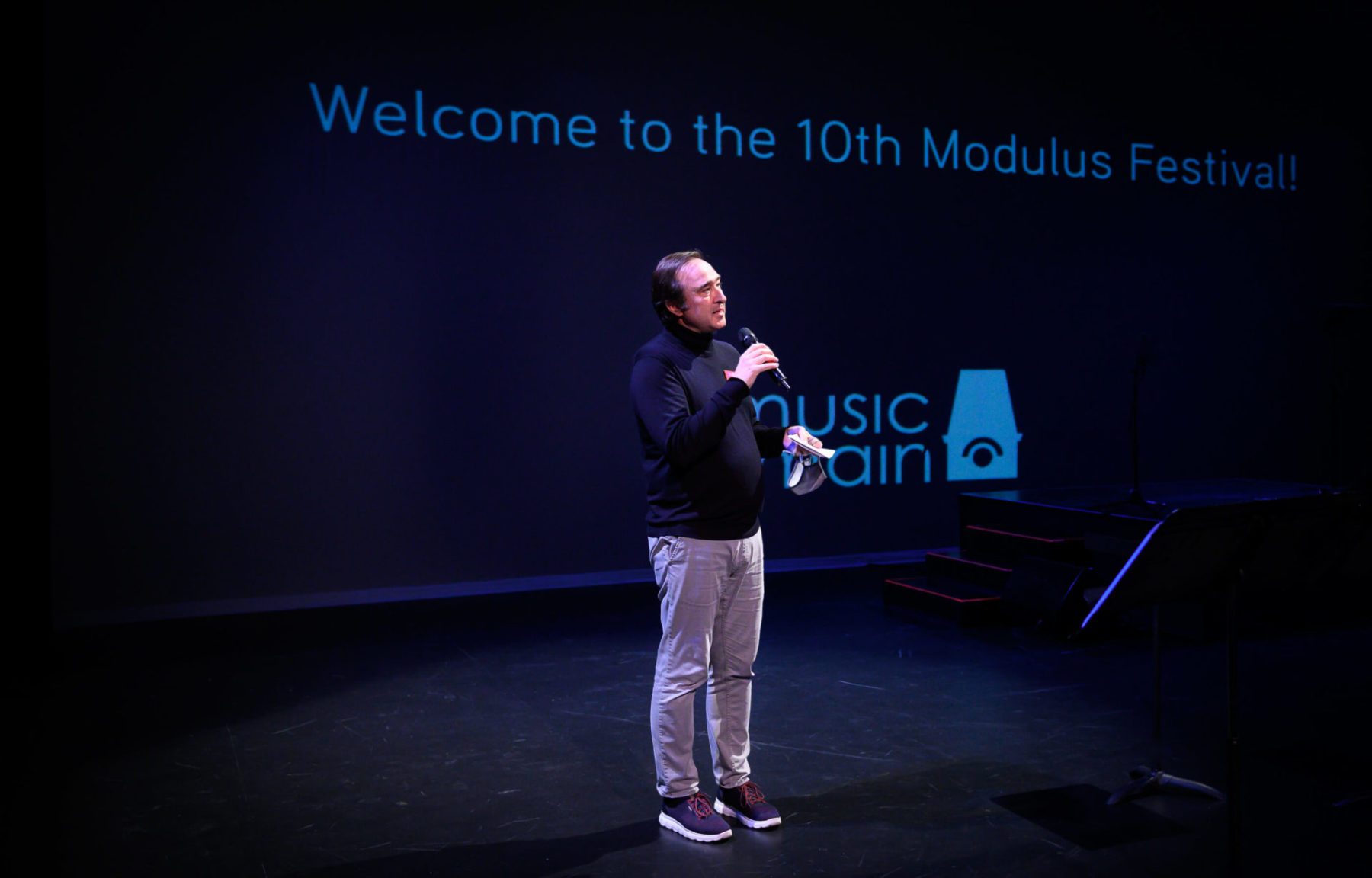David Pay giving a speech at the 10th Modulus Festival Doubt is a Way of Knowing concert