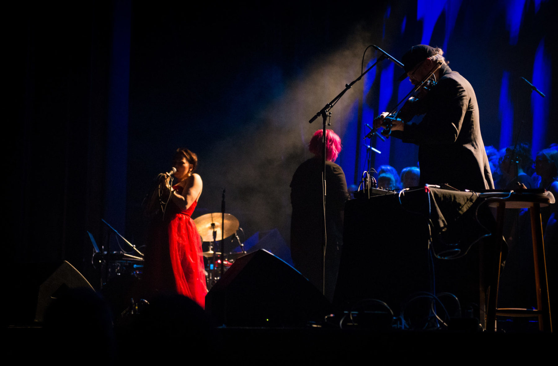 Tanya Tagaq & the Element Choir