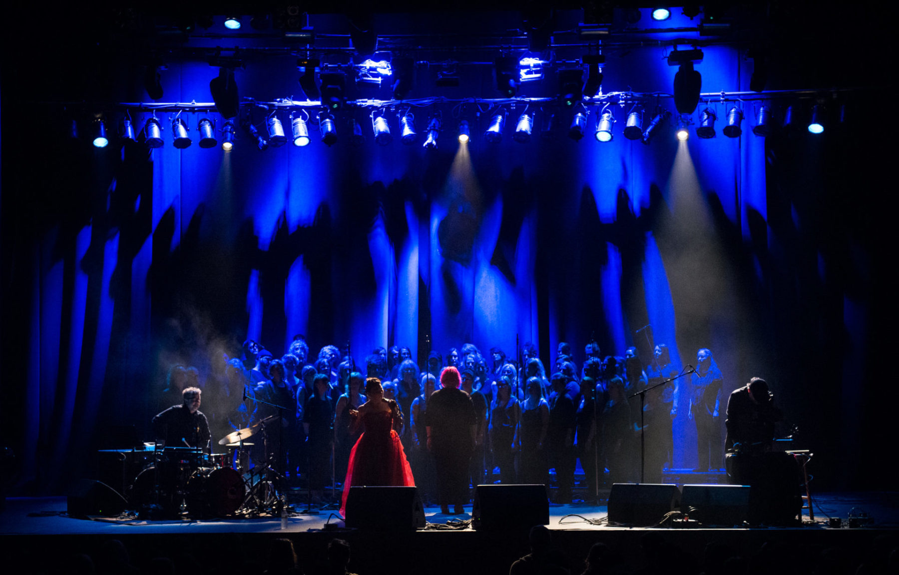 Tanya Tagaq & the Element Choir