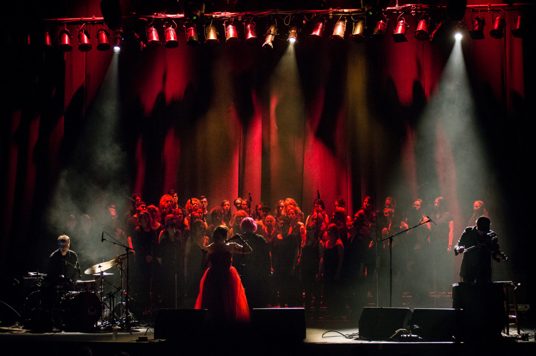 Tanya Tagaq & the Element Choir